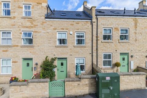 3 bedroom house for sale, Ilkley Road, Otley, West Yorkshire, LS21