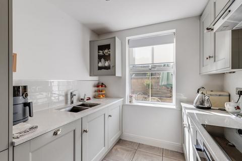 3 bedroom house for sale, Ilkley Road, Otley, West Yorkshire, LS21