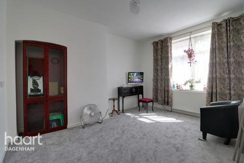 1 bedroom maisonette for sale, Wood Lane, Dagenham