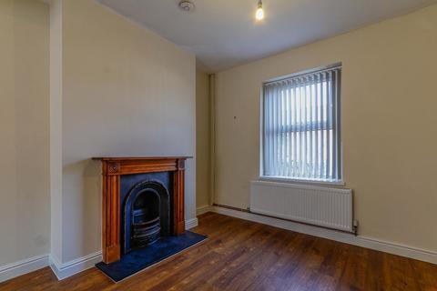 2 bedroom terraced house to rent, Machen Street, Penarth