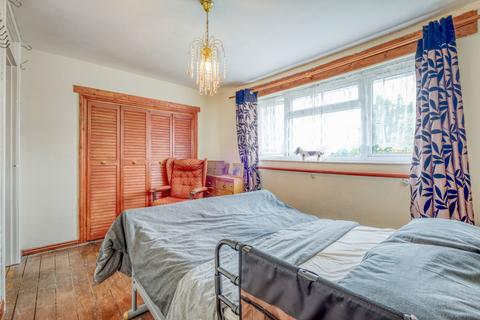 38 Eldorado Close, Studley, B80 7LB