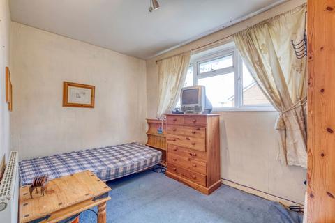 38 Eldorado Close, Studley, B80 7LB