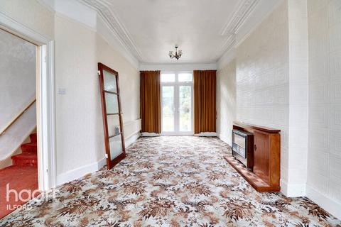 2b Aberdour Road, Ilford, IG3 9SB