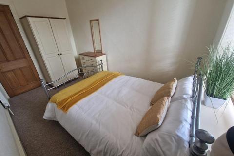 1 bedroom flat to rent, Raeburn Place, Rosemount, Aberdeen, AB25