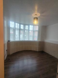 2 bedroom flat to rent, Flat 2 Middleton Road