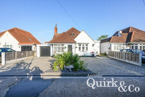 4 bedroom detached house for sale, Haarlem Road, Canvey Island, SS8