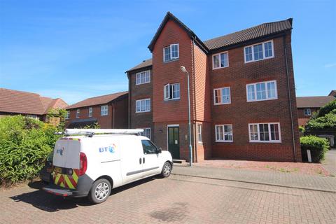 2 bedroom apartment to rent, Stanstrete Field, Great Notley, Braintree