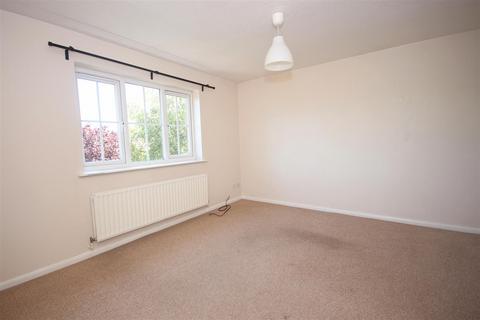 2 bedroom apartment to rent, Stanstrete Field, Great Notley, Braintree