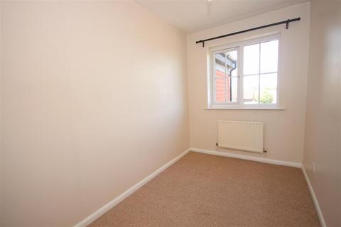 2 bedroom apartment to rent, Stanstrete Field, Great Notley, Braintree