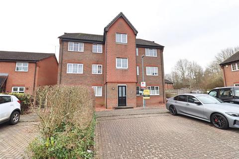 2 bedroom apartment to rent, Stanstrete Field, Great Notley, Braintree