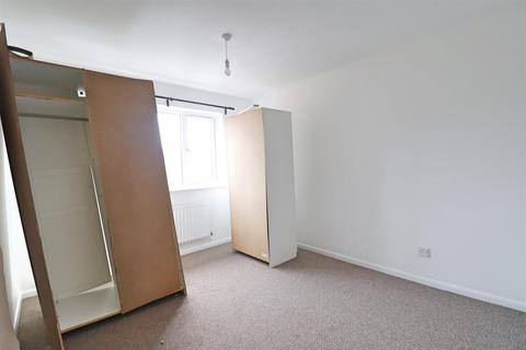 2 bedroom apartment to rent, Stanstrete Field, Great Notley, Braintree