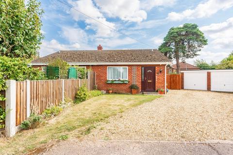 2 bedroom semi-detached bungalow for sale, Admirals Walk, Hingham