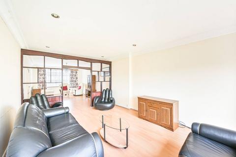 6 Foscote Road, London, NW4 3SD