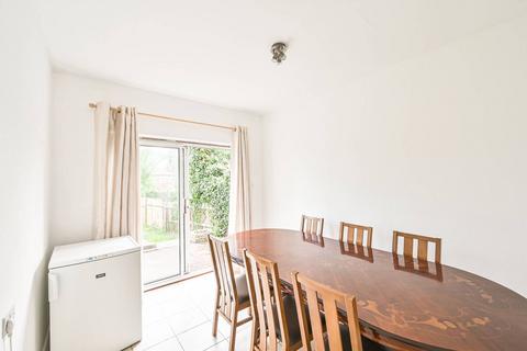 6 Foscote Road, London, NW4 3SD