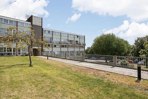 2 bedroom apartment for sale, Sylvan Road, Crystal Palace, London, SE19