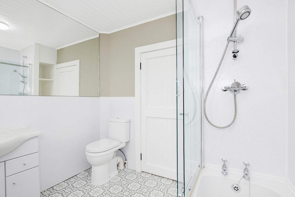 Family bathroom