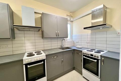 10 bedroom flat to rent, London Road, Hounslow TW3