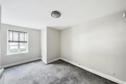 2 bedroom flat for sale, Slough,  Berkshire,  SL1