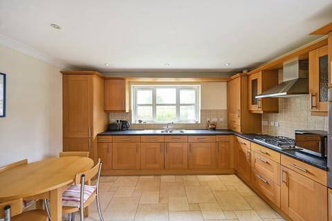 4 bedroom detached house for sale, William Judge Close, Tenterden, Kent, TN30