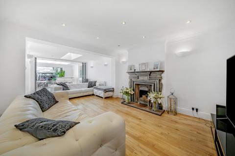 5 bedroom detached house for sale, Cambridge Road, Bromley