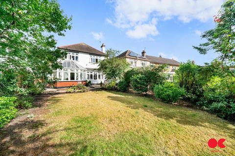152 Main Road, Romford, RM2 5HS