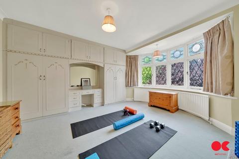 152 Main Road, Romford, RM2 5HS