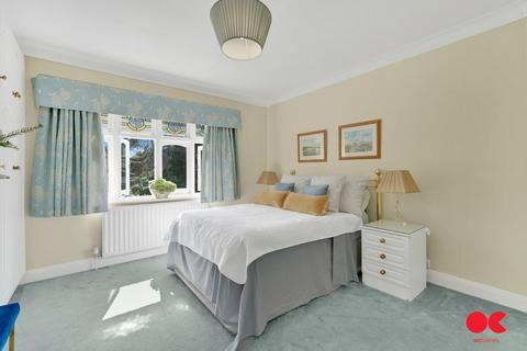 152 Main Road, Romford, RM2 5HS