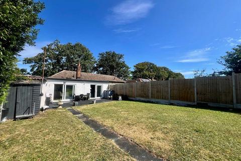 2 bedroom bungalow for sale, Leigh on Sea SS9