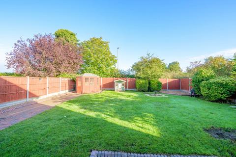 5 bedroom detached house for sale, Lodge Way, Grantham NG31