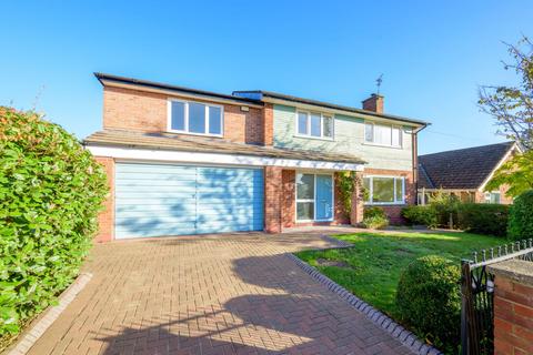 5 bedroom detached house for sale, Lodge Way, Grantham NG31