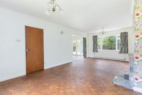 Ewhurst The Mardens, Crawley, RH11 0AQ
