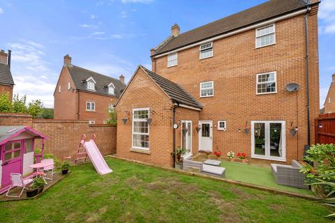 6 bedroom detached house for sale, Littleover Way, Grantham NG31