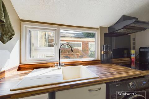 14 Elgar Road, Reading, RG2 0BJ