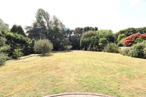 4 bedroom bungalow for sale, Clavering Walk, Cooden, Bexhill on Sea, TN39