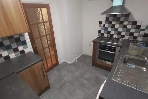 2 bedroom end of terrace house for sale, Hedgemans Road, Dagenham, Essex