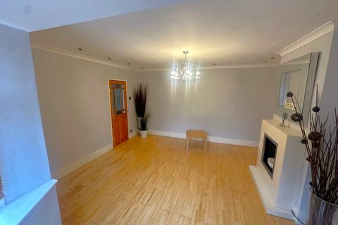 4 bedroom end of terrace house to rent, Watford, WD19