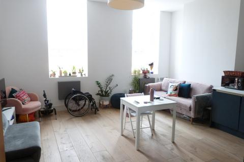 2 bedroom apartment to rent, Copenhagen Street