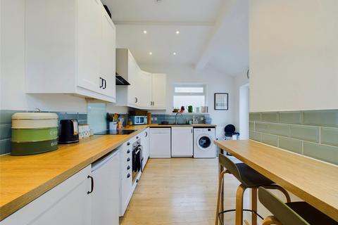 5 Frankston Road, Bournemouth, BH6 5EG