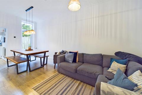 5 Frankston Road, Bournemouth, BH6 5EG