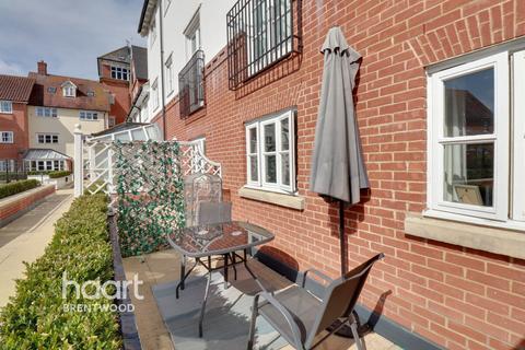 2 bedroom flat for sale, Hart Street, BRENTWOOD