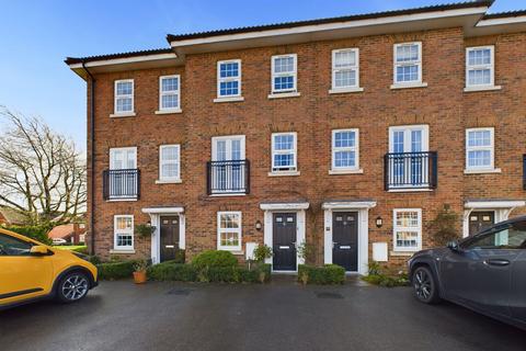 3 bedroom terraced house for sale, Dye Road, Thetford IP25