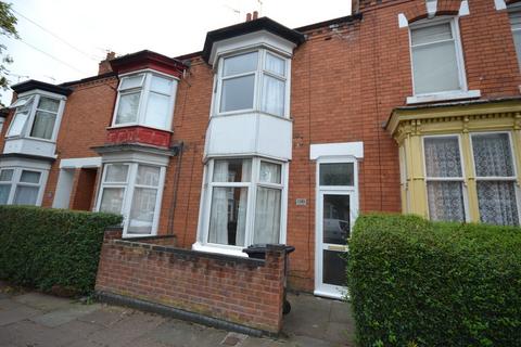 3 bedroom terraced house to rent, Barclay Street, Leicester LE3