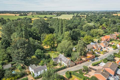 5 bedroom detached house for sale, Hempnall