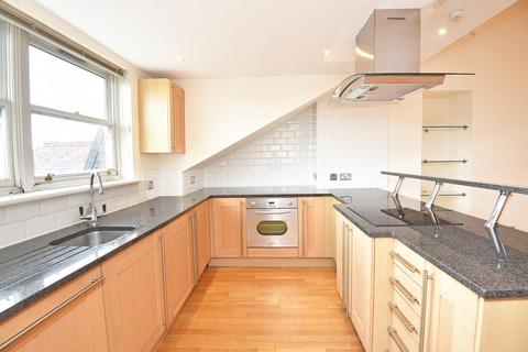 3 bedroom penthouse for sale, Valley Drive, Harrogate