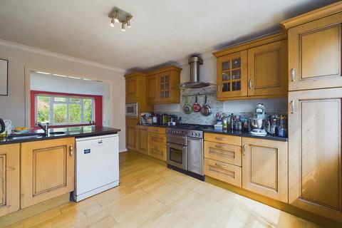 4 bedroom detached house for sale, Kings Road, Horsham