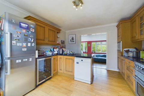 4 bedroom detached house for sale, Kings Road, Horsham