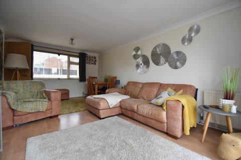 3 bedroom end of terrace house for sale, Cherrytree Road, Great Cornard