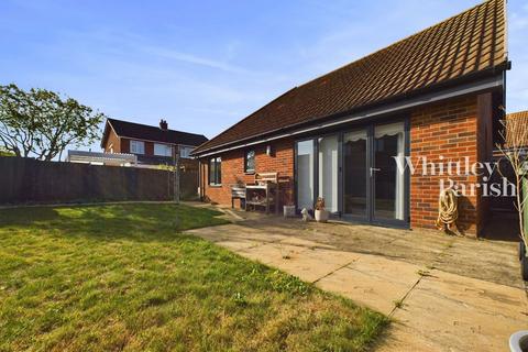 2 bedroom detached bungalow for sale, Trumpeter Rise, Long Stratton, Norwich, NR15 2DY