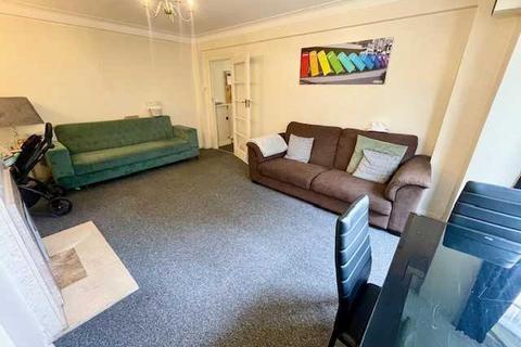 2 bedroom apartment to rent, Furze Croft, Brighton