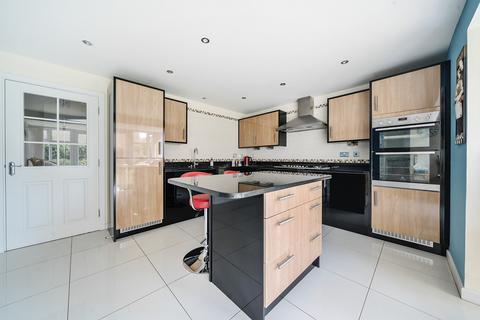 14 Cadbury Crescent, Exeter, EX1 3GG